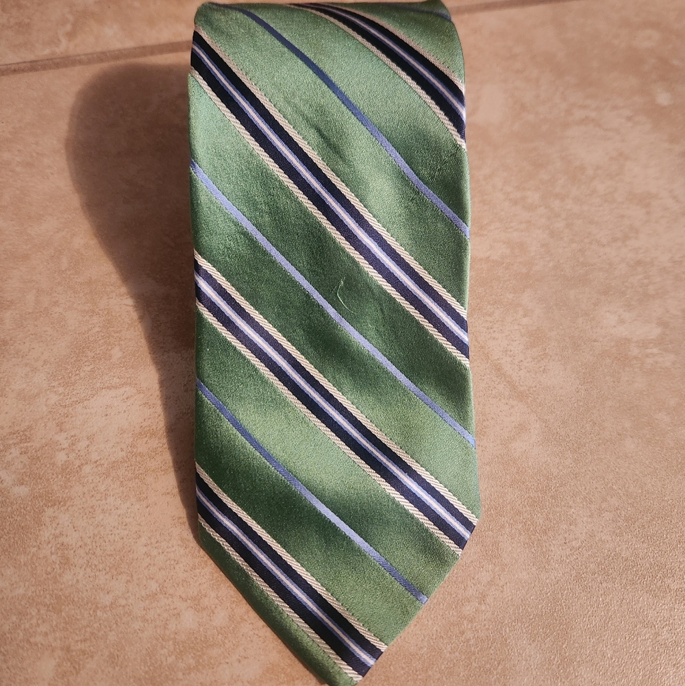 Tommy Hilfiger Men's Tie Green Stripe Diagonal